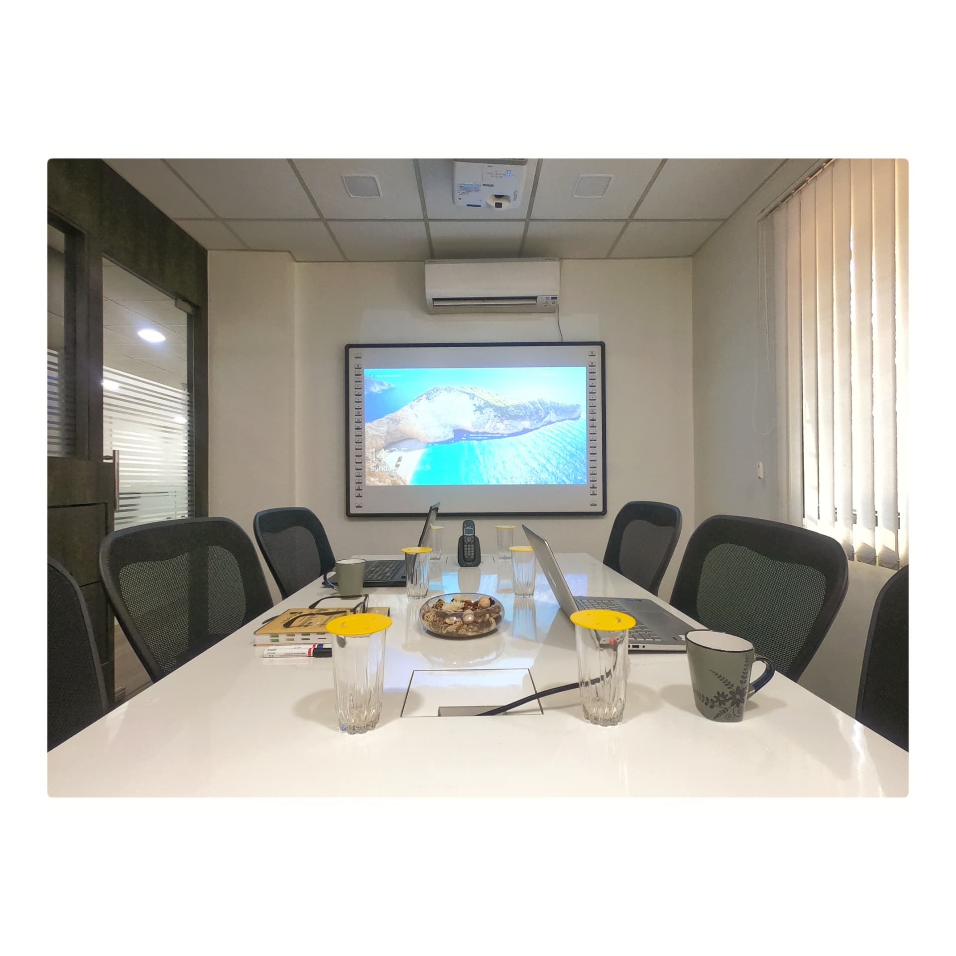 JJIT Fintech Office — view 4