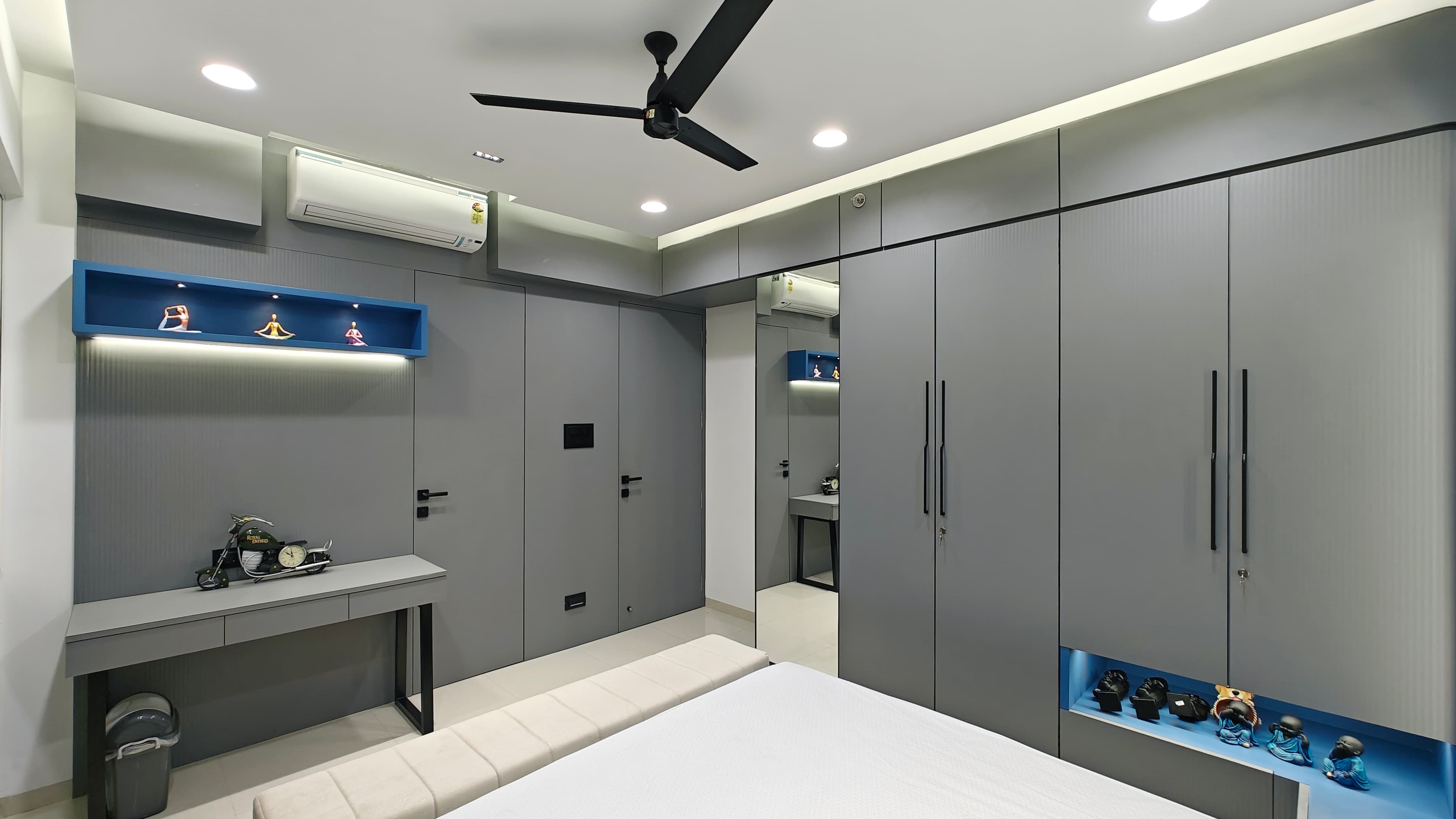 Thakkar's Residence — view 13